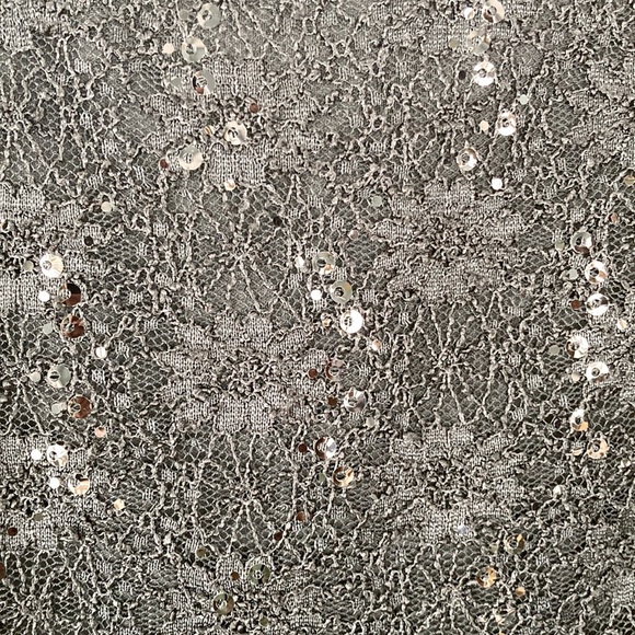 Knee length LBD lace with sequins - size 12 - Picture 3 of 3